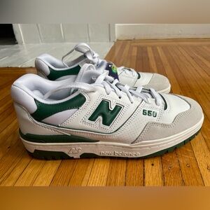 New Balance 550 - NWT - Unisex - Green/White